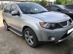 Пороги и боковые трубы на Mitsubishi Outlander XL фото 4