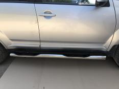 Пороги и боковые трубы на Mitsubishi Outlander XL фото 5
