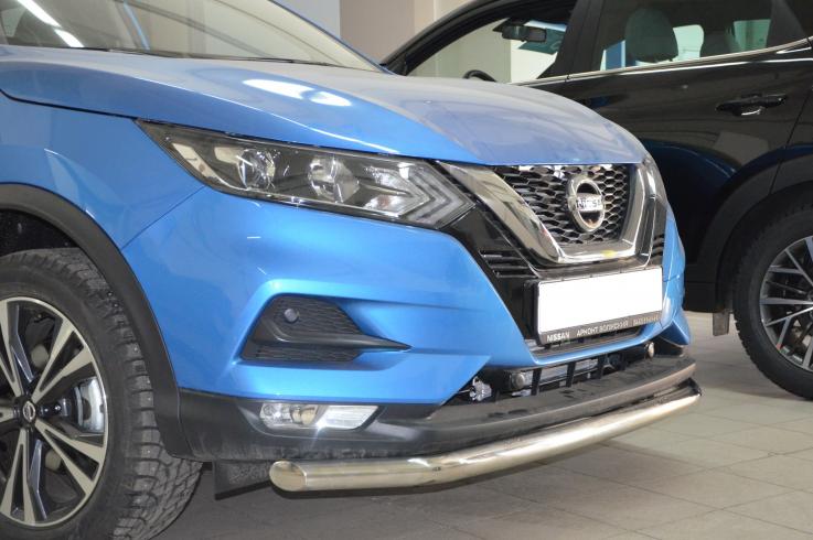 Защита переднего бампера на Nissan Qashqai фото 1