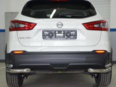 Защита заднего бампера на Nissan Qashqai фото 4