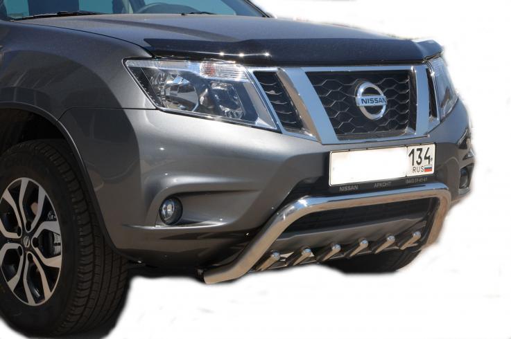 Защита переднего бампера на Nissan Terrano фото 1