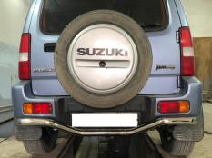 Защита заднего бампера на Suzuki Jimny фото 5