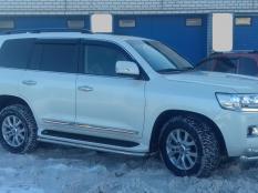 Пороги и боковые трубы на Toyota Land Cruiser 200 Executive фото 4