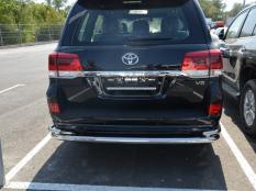 Защита заднего бампера на Toyota Land Cruiser 200 Executive фото 3