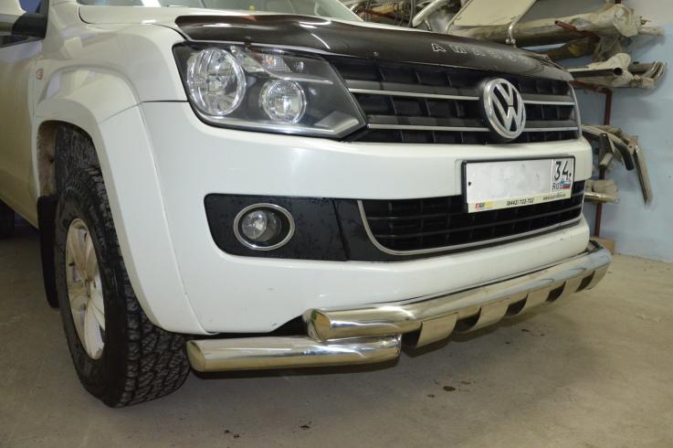 Защита переднего бампера на Volkswagen Amarok фото 1