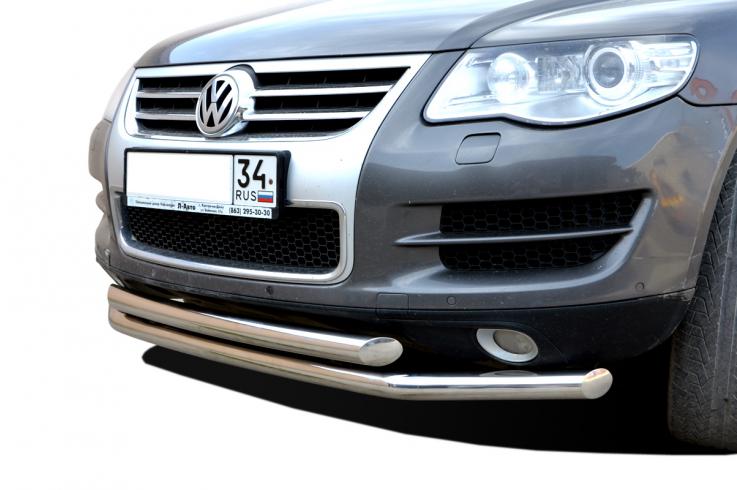 Защита переднего бампера на Volkswagen Touareg фото 1