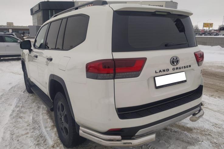 Защита заднего бампера на Toyota Land Cruiser 300 GR Sport фото 1