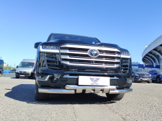 Защита переднего бампера на Toyota Land Cruiser 300 70th Anniversary фото 19
