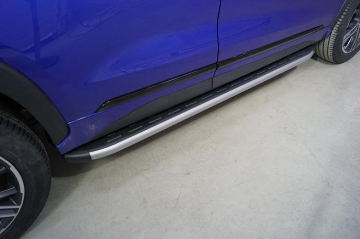 Пороги и боковые трубы на Chery EXEED LX фото 1