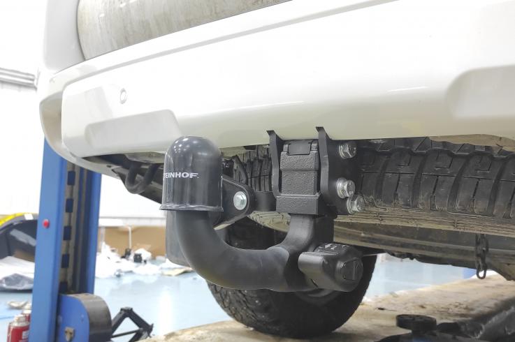 Фаркоп на Toyota Land Cruiser Prado 150 фото 1