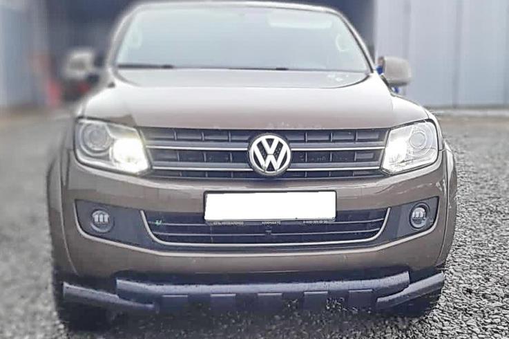 Защита переднего бампера на Volkswagen Amarok фото 1