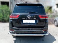 Защита заднего бампера на Toyota Land Cruiser 300 70th Anniversary фото 3