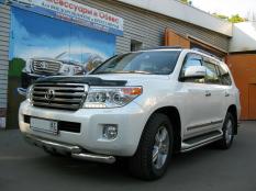 Защита переднего бампера на Toyota Land Cruiser 200 фото 8