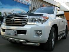 Защита переднего бампера на Toyota Land Cruiser 200 фото 10