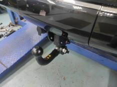 Фаркоп на Toyota Land Cruiser 300 GR Sport фото 22
