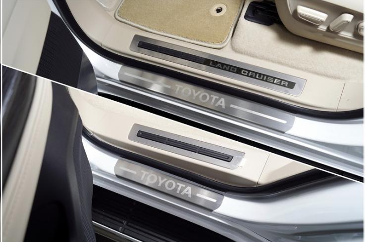 Накладки и молдинги на Toyota Land Cruiser 300 GR Sport фото 1