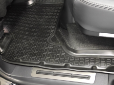 Коврики на Toyota Land Cruiser 300 GR Sport фото 7