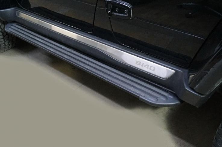Пороги и боковые трубы на BAIC BJ40 2.0L 4WD фото 1