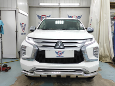 Защита переднего бампера на Mitsubishi Pajero Sport фото 19