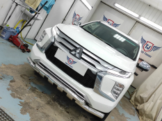 Защита переднего бампера на Mitsubishi Pajero Sport фото 27