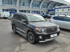 Готовые комплекты обвеса на Toyota Land Cruiser 200 фото 31