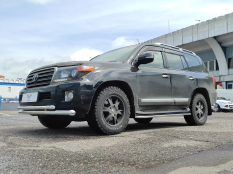 Готовые комплекты обвеса на Toyota Land Cruiser 200 фото 39