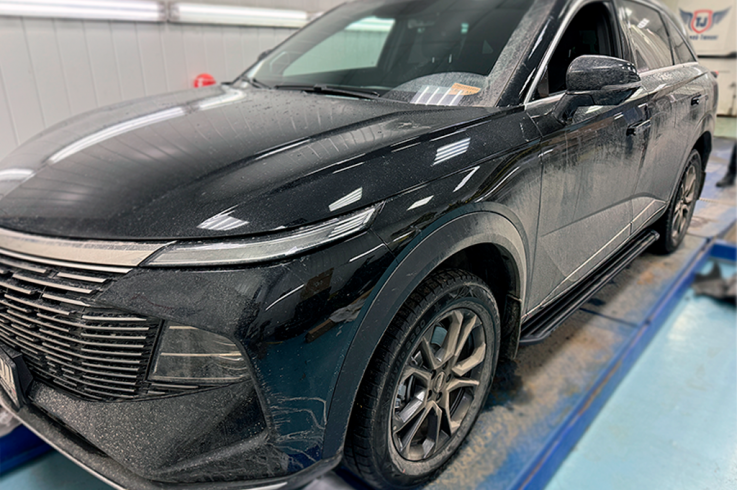 Пороги и боковые трубы на Haval F7 фото 1