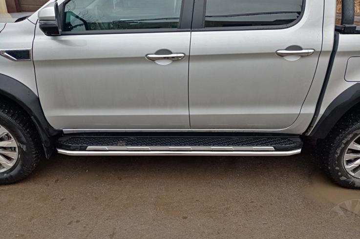 Пороги и боковые трубы на Jac T8 Pro фото 1