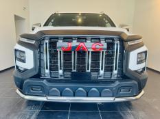 Защита переднего бампера на Jac T9 фото 3