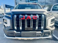 Защита переднего бампера на Jac T9 фото 5