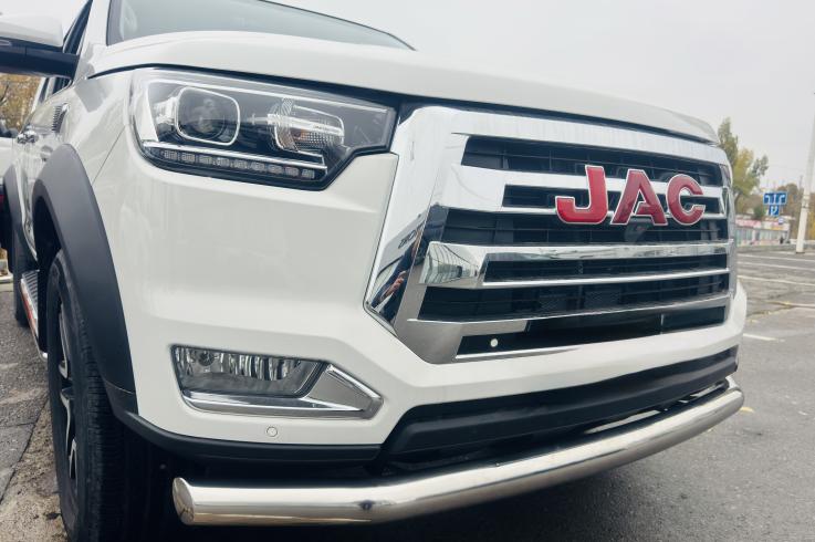 Защита переднего бампера на Jac T8 Pro фото 1