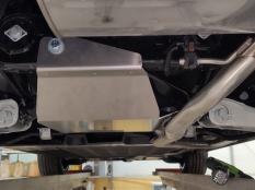 Защита картера двигателя и КПП на Li Auto (Lixiang) L6 фото 7