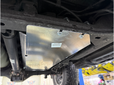 Защита картера двигателя и КПП на Mitsubishi L200 фото 5