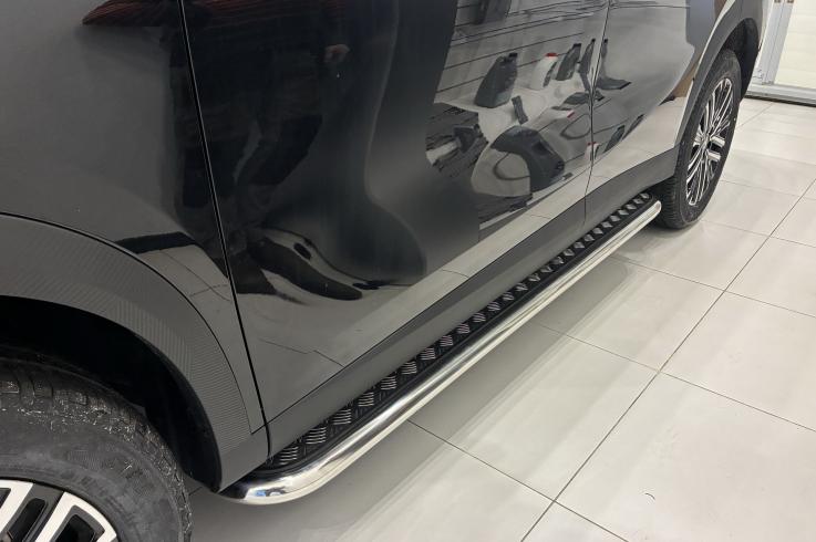 Пороги и боковые трубы на Chery Omoda C7 фото 1