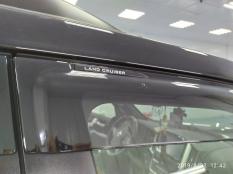 Дефлекторы на Toyota Land Cruiser 200 фото 22