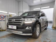 Защита переднего бампера на Toyota Land Cruiser 200 фото 15