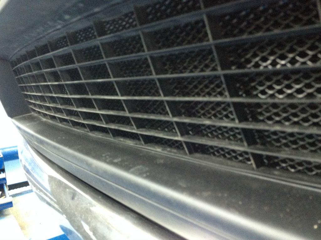 Защитные сетки радиатора на Ford Explorer фото 65