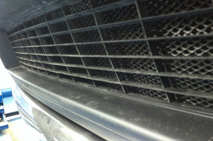 Защитные сетки радиатора на Ford Explorer фото 1