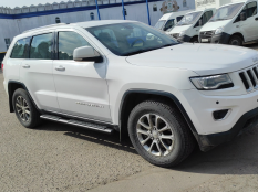 Пороги и боковые трубы на Jeep Grand Cherokee фото 27