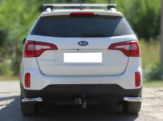 Защита заднего бампера на Kia Sorento фото 3
