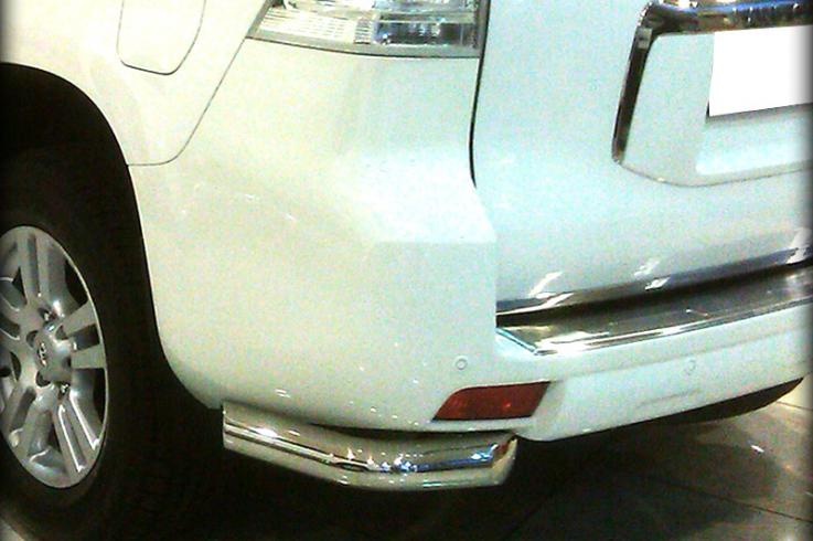 Защита заднего бампера на Toyota Land Cruiser Prado 150 фото 1