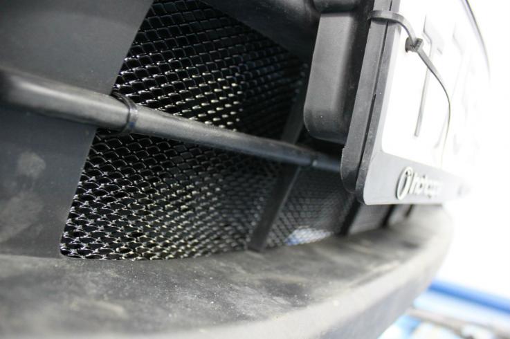 Защитные сетки радиатора на Mazda CX-5 фото 1