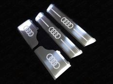 Накладки и молдинги на Audi Q7 фото 6