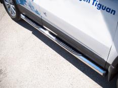 Пороги и боковые трубы на Volkswagen Tiguan фото 5