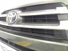 Защитные сетки радиатора на Toyota Highlander фото 4