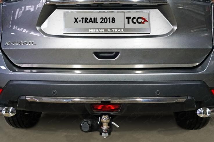 Накладки и молдинги на Nissan X-Trail фото 1